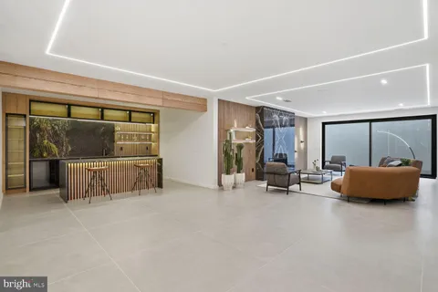 $5,695,888 | 6519 Brawner Street, McLean, VA 22101