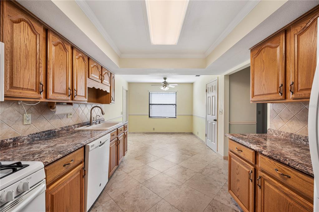 730 Canberra Road Winter Haven, FL 33884 - Photo 11 of 42