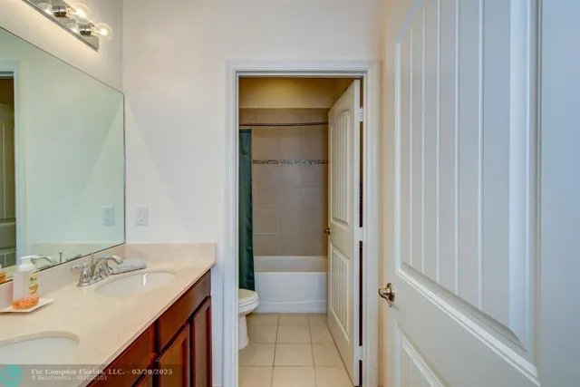 $4,700 | 495 Northeast Abaca Way, Unit 495, Jensen Beach, FL 34957