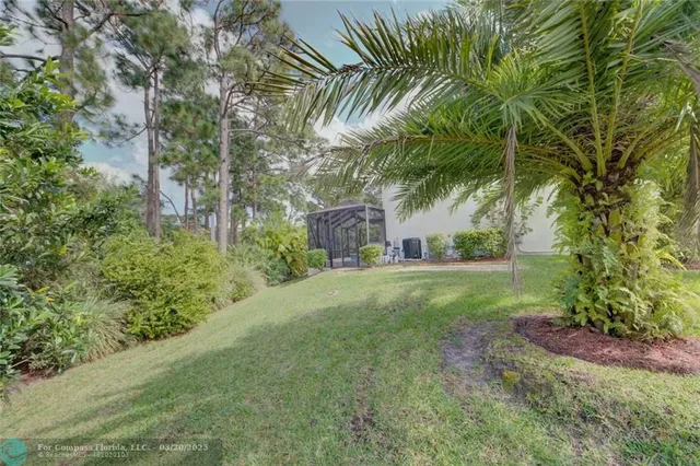 $4,700 | 495 Northeast Abaca Way, Unit 495, Jensen Beach, FL 34957