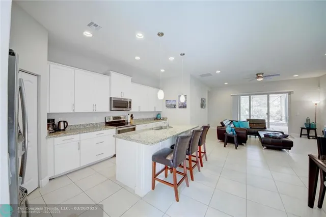 $4,700 | 495 Northeast Abaca Way, Unit 495, Jensen Beach, FL 34957