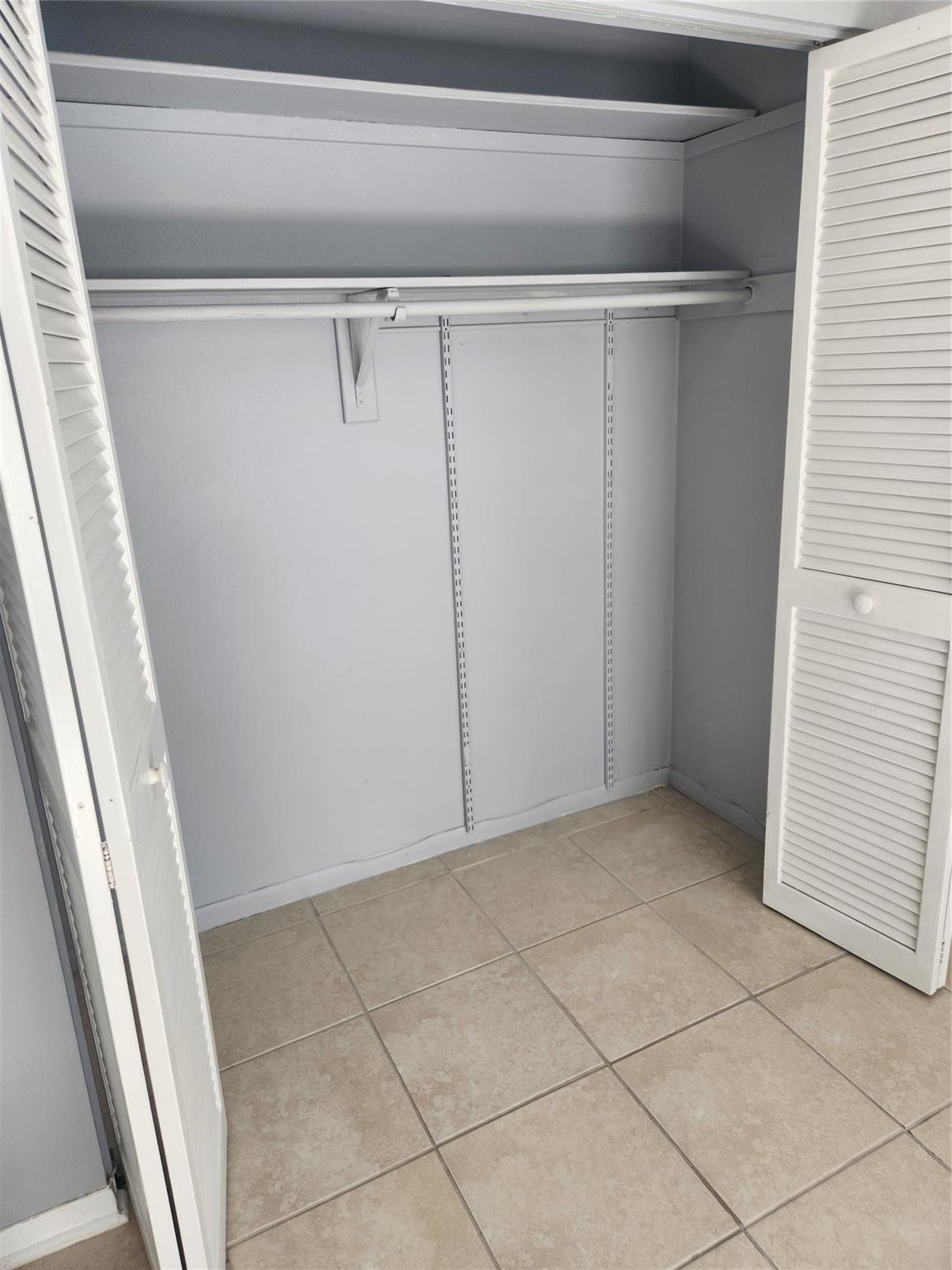 1320 Miami Road, Unit 8 Fort Lauderdale, FL 33316 - Photo 9 of 15 Photo 9