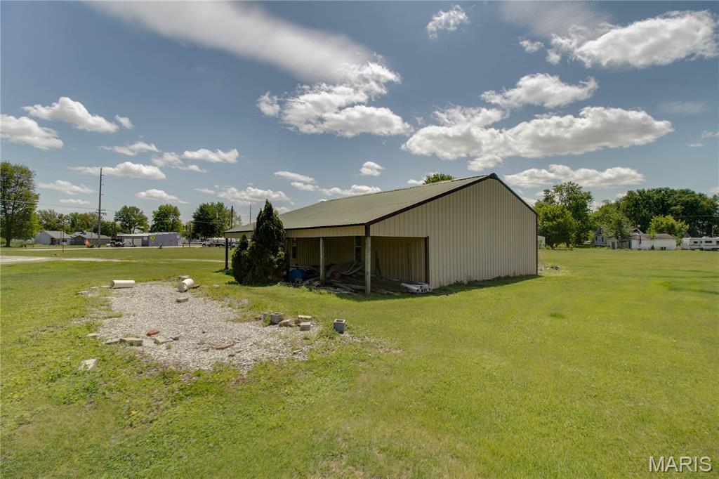 115 North Main Street Modesto, IL 62667 - Photo 49 of 57