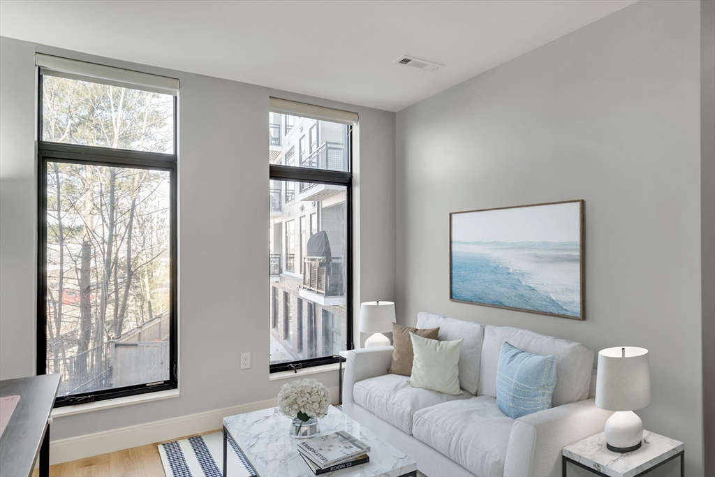 191 Washington Street, Unit 421 Boston, MA 02135 - Photo 4 of 42