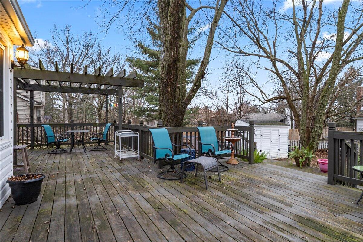 481 Clotts Road Columbus, OH 43230 - Photo 21 of 84 81-IMG_9428
