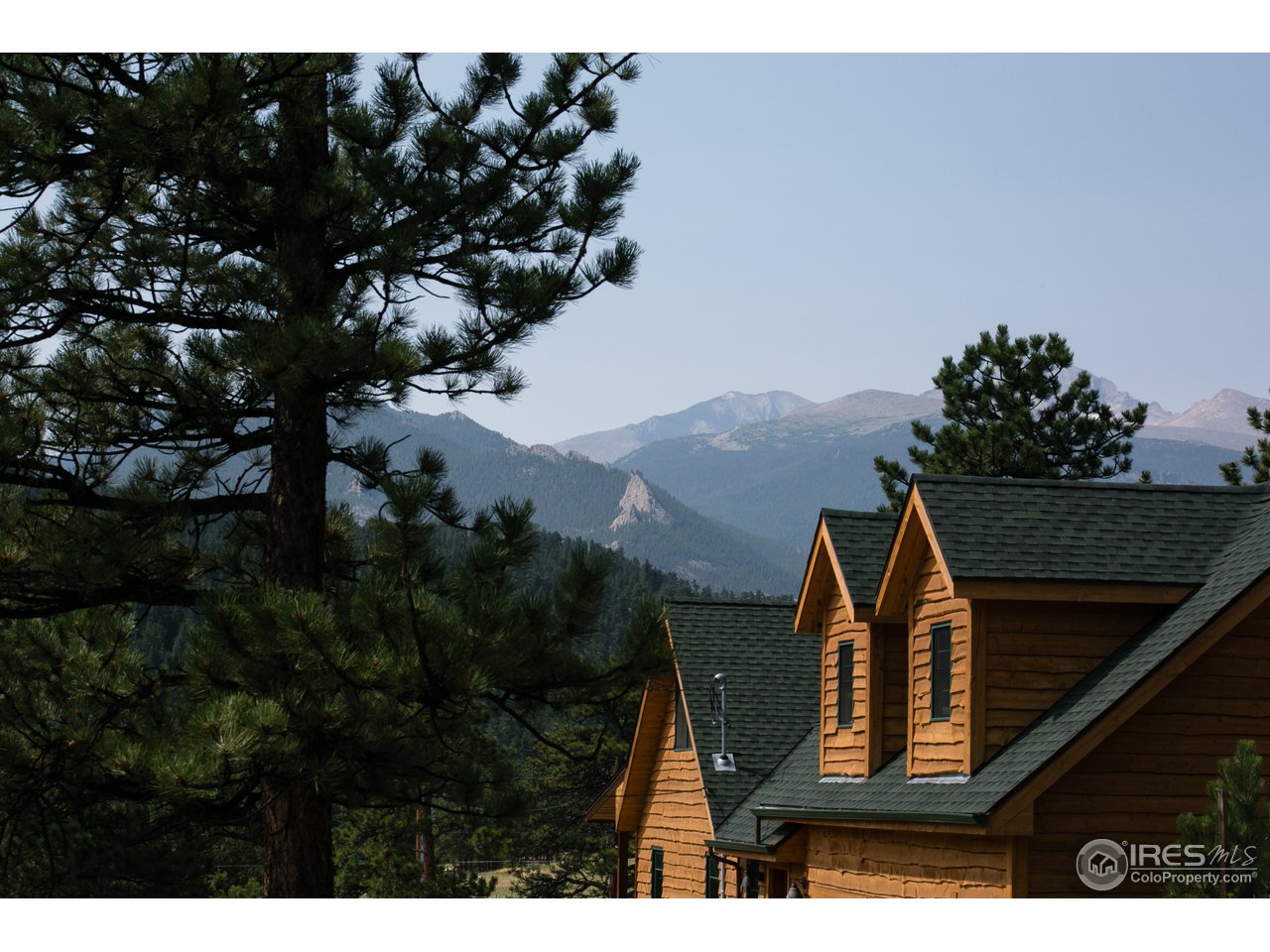2112 Eagle Cliff Road Estes Park, CO 80517 - Photo 25 of 30 a view of a sky from a terrace