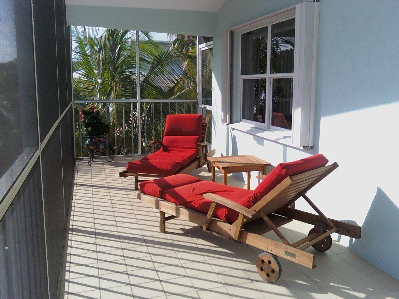 1221 Mockingbird Road Key Largo, FL 33037 - Photo 11 of 19 Porch