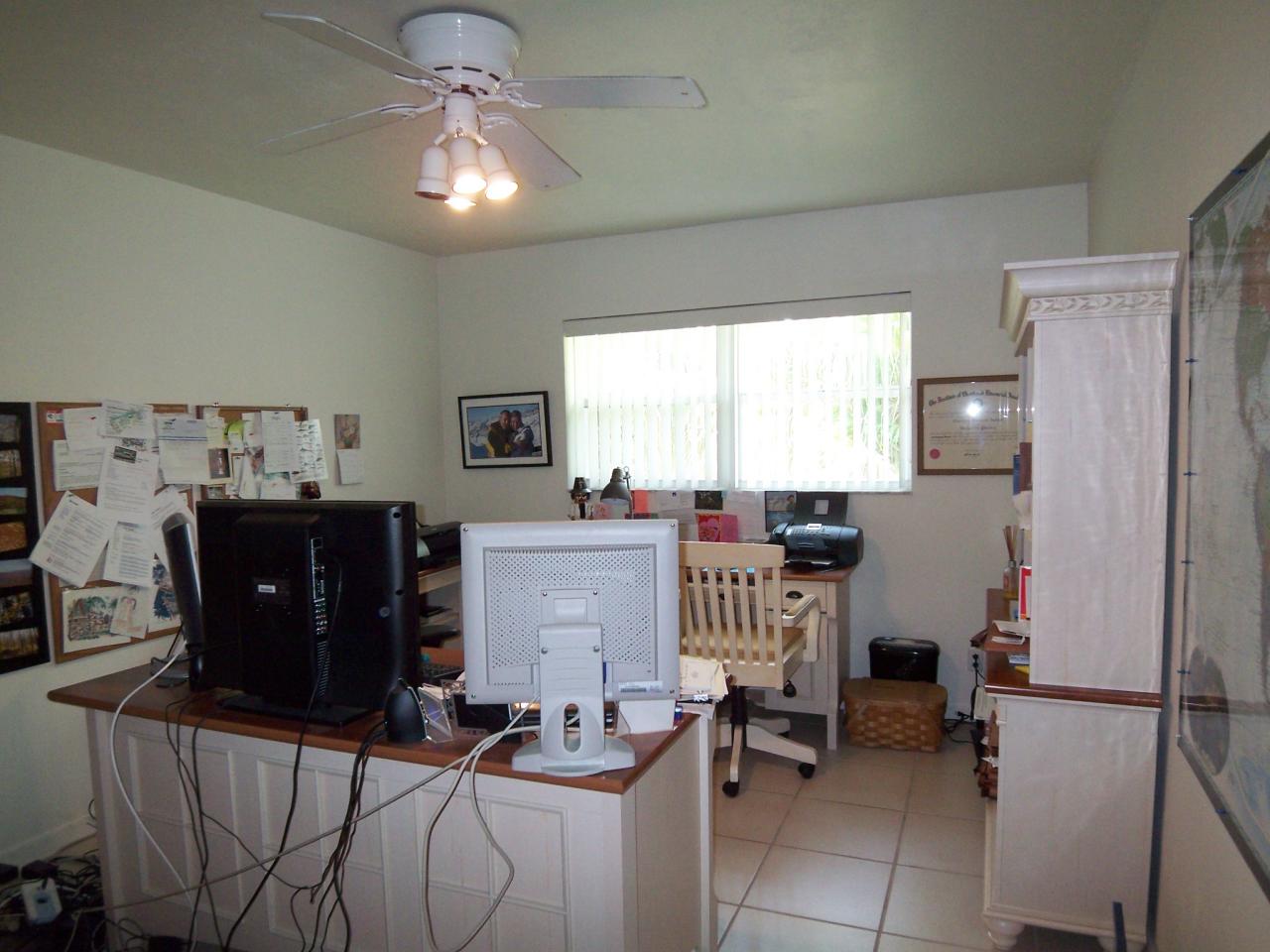 1221 Mockingbird Road Key Largo, FL 33037 - Photo 6 of 19 Guest bedroom 2