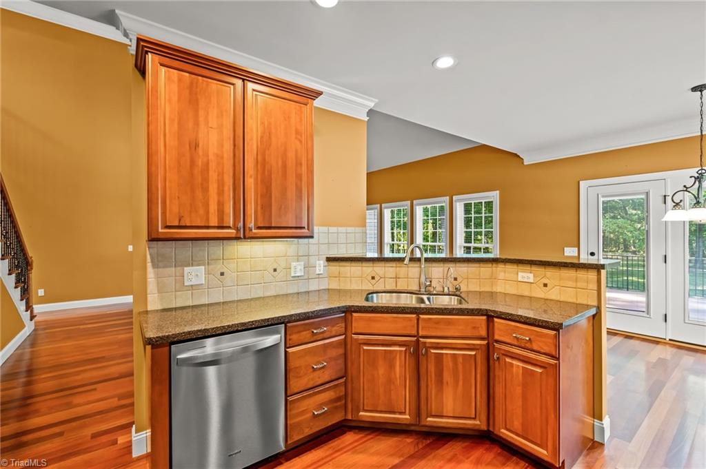 3321 Lower Lake Road Thomasville, NC 27360 - Photo 14 of 50