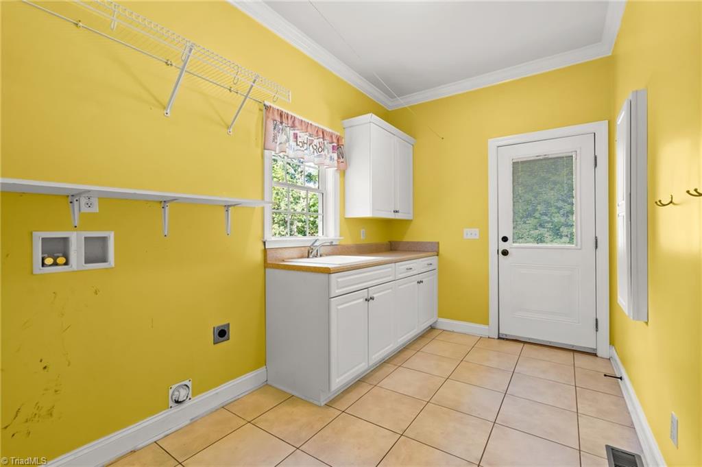 3321 Lower Lake Road Thomasville, NC 27360 - Photo 34 of 50