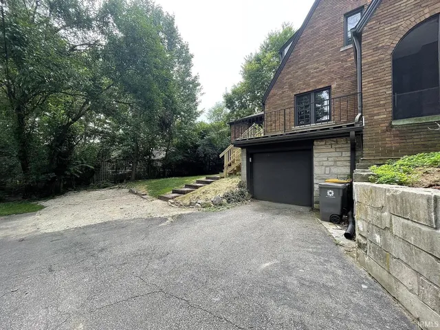 $5,550 | 611 South Eagleson Avenue, Bloomington, IN 47401