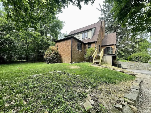 $5,550 | 611 South Eagleson Avenue, Bloomington, IN 47401