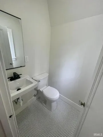 $5,550 | 611 South Eagleson Avenue, Bloomington, IN 47401