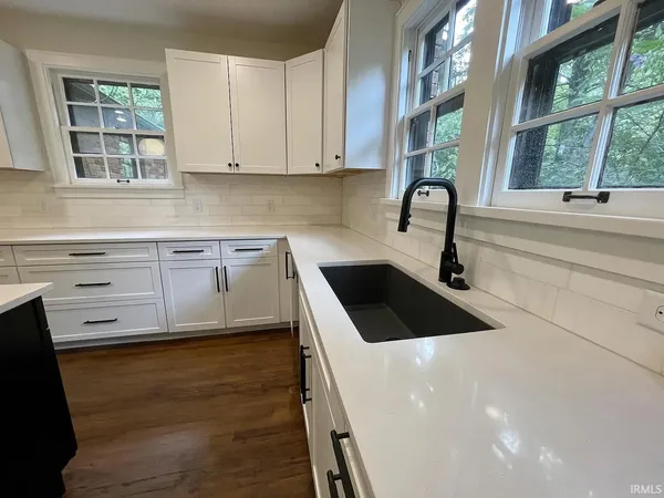 $4,500 | 611 South Eagleson Avenue, Bloomington, IN 47401