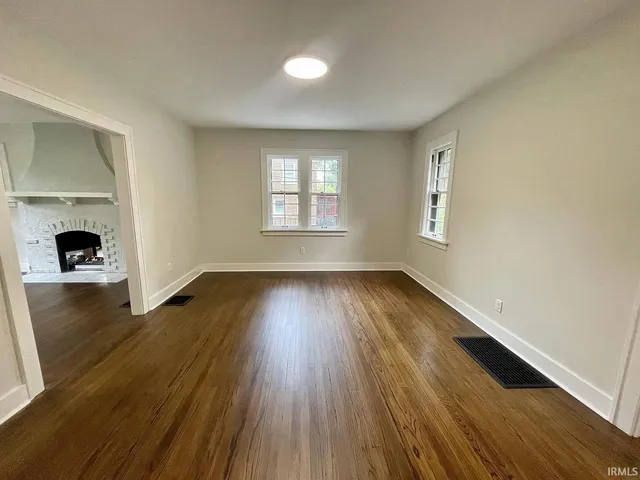 $5,550 | 611 South Eagleson Avenue, Bloomington, IN 47401