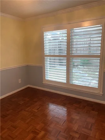 $305,000 | 321 East Main Street, Brenham, TX 77833