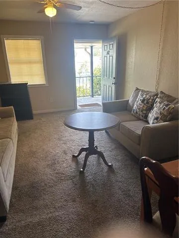$875 | 8415 Airline Drive, Unit A12, Metairie, LA 70003