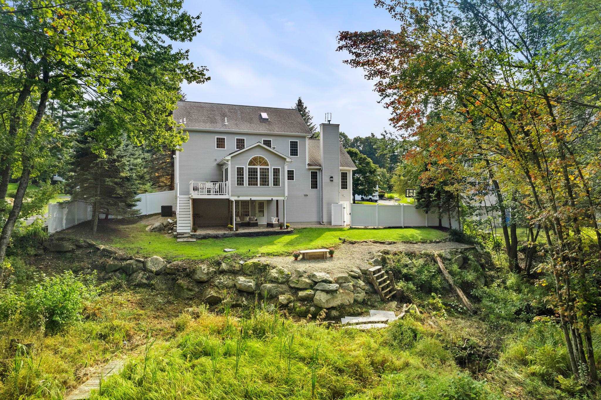 258 Pulpit Road Bedford, NH 03110 - Photo 28 of 40