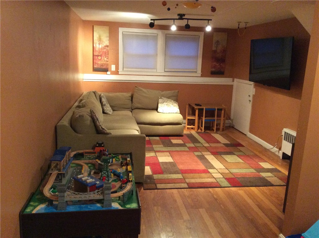 84 Merritt Road East Providence, RI 02915 - Photo 23 of 24