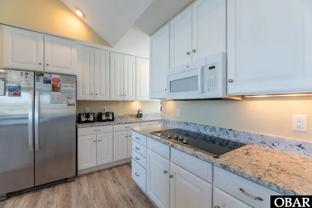 $1,649,000 | 152 Duck Road, Southern Shores, NC 27949