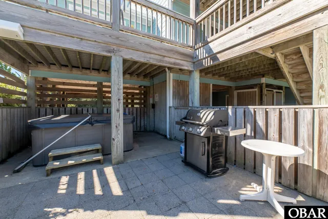 $1,649,000 | 152 Duck Road, Southern Shores, NC 27949