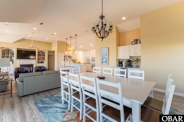 $1,649,000 | 152 Duck Road, Southern Shores, NC 27949