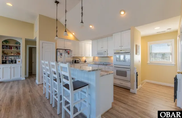 $1,649,000 | 152 Duck Road, Southern Shores, NC 27949