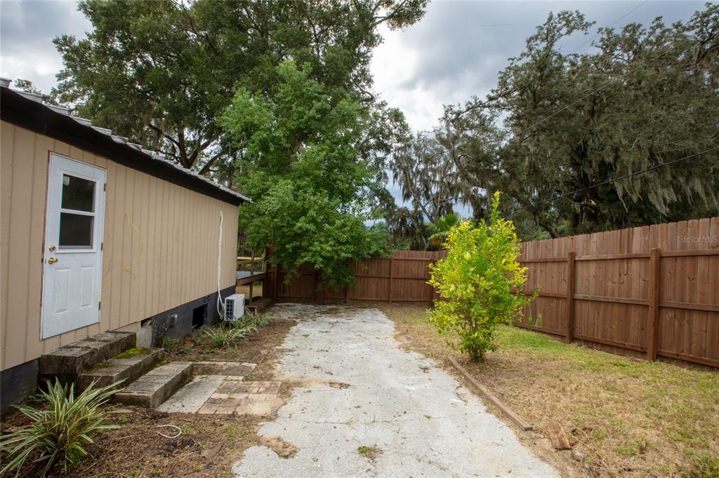 6287 Magnolia Street Keystone Heights, FL 32656 - Photo 5 of 40