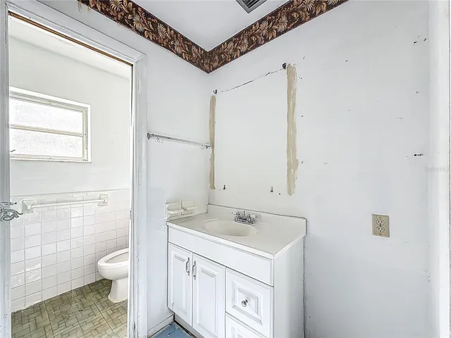 $227,000 | 5139 Northwest 43rd Court, Lauderdale Lakes, FL 33319