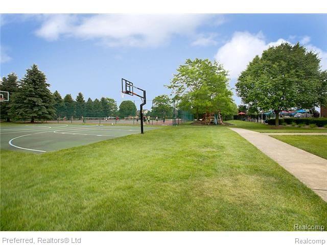 577 Inverness Highland, MI 48357 - Photo 30 of 31