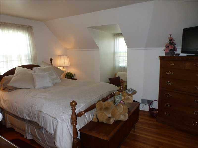 55 Crestmont Road Bangor, ME 04401 - Photo 22 of 34 Bedroom.