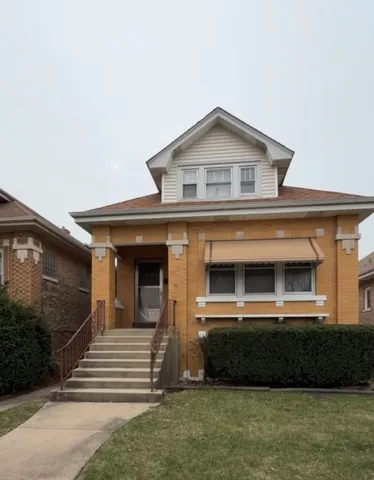 $299,900 | 2442 Clarence Avenue, Berwyn, IL 60402