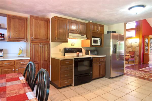 179 River Road West Berlin, MA 01503 - Photo 8 of 30 Gallery Image 8