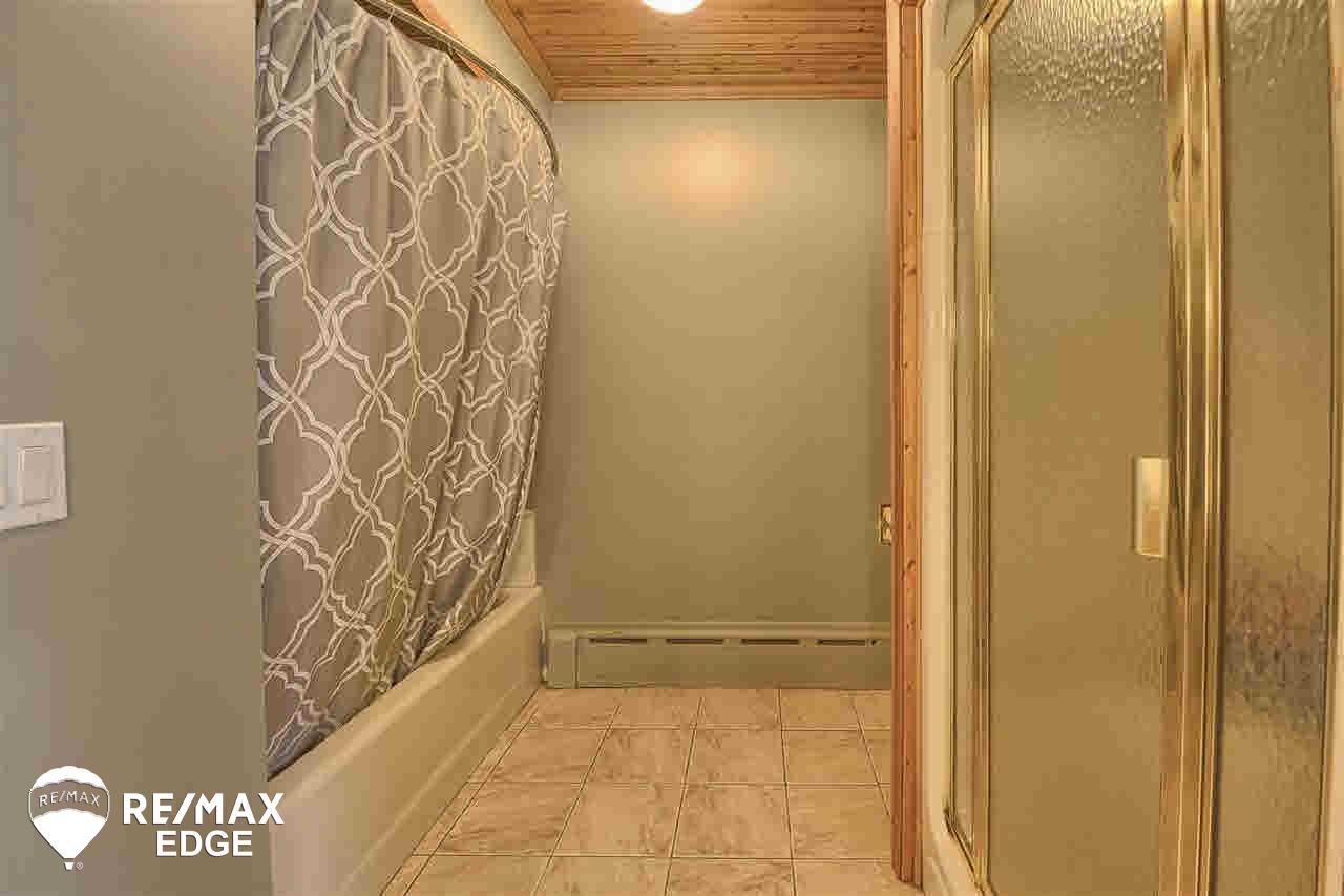 5715 Hasslick Road North Branch, MI 48461 - Photo 30 of 60 21425507-29.JPG