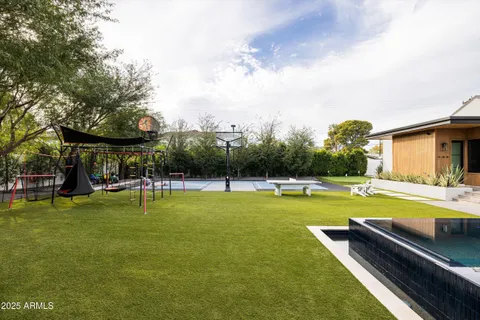 $9,995,000 | 5715 East Monterosa Street, Phoenix, AZ 85018