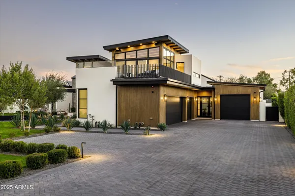 $9,955,000 | 5715 East Monterosa Street, Phoenix, AZ 85018