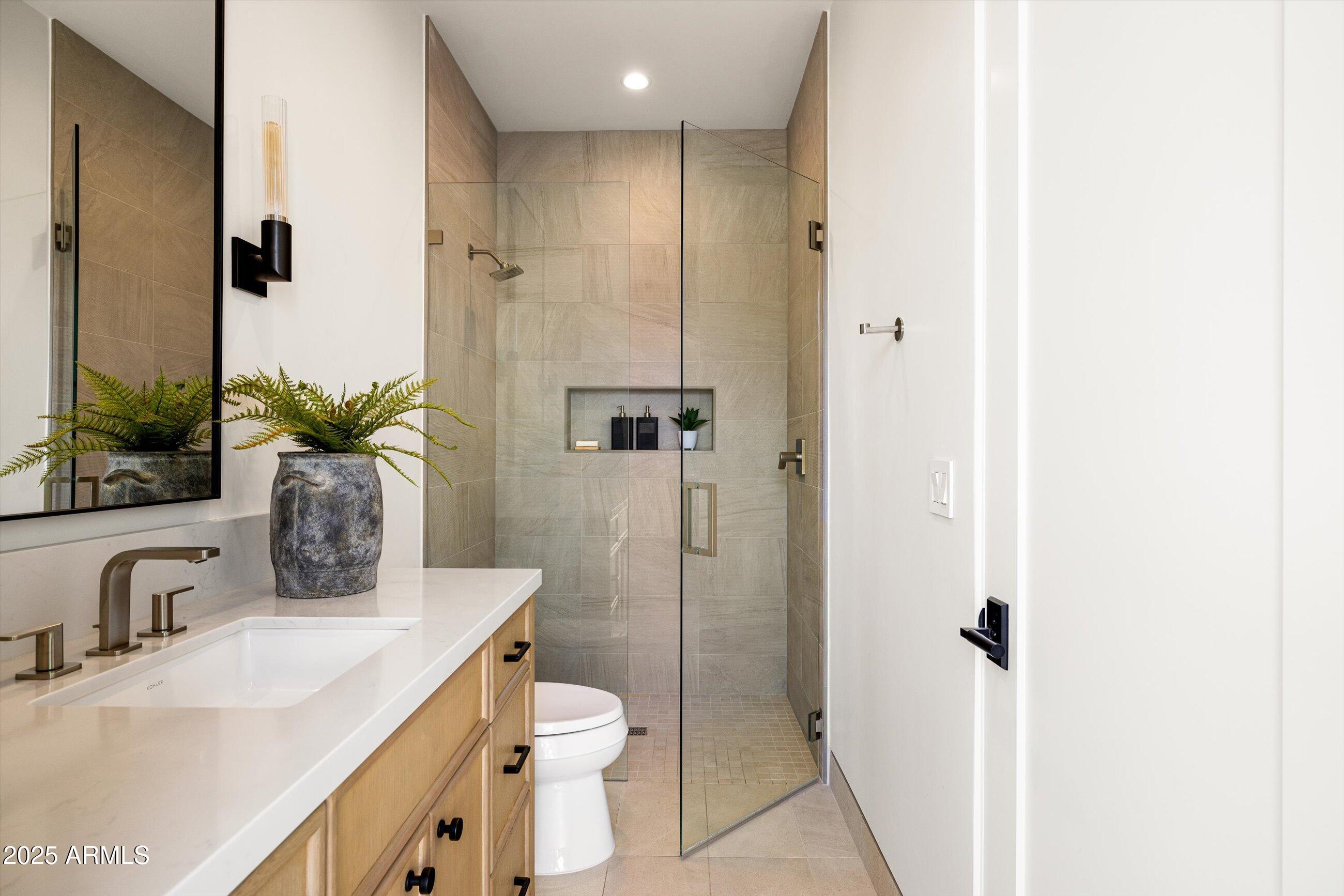 5715 East Monterosa Street Phoenix, AZ 85018 - Photo 35 of 113 061-5715 E Monterosa St Phoenix_61