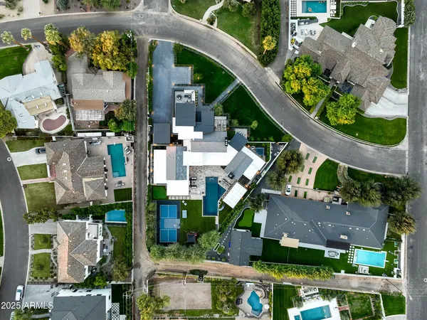 $9,955,000 | 5715 East Monterosa Street, Phoenix, AZ 85018