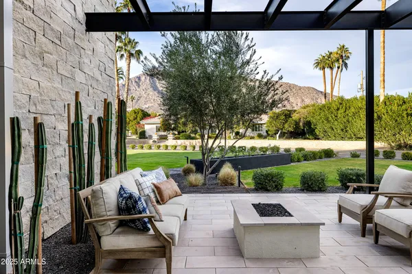$9,955,000 | 5715 East Monterosa Street, Phoenix, AZ 85018