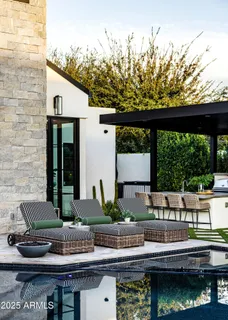 $9,995,000 | 5715 East Monterosa Street, Phoenix, AZ 85018