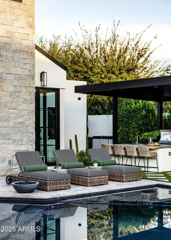 $9,995,000 | 5715 East Monterosa Street, Phoenix, AZ 85018