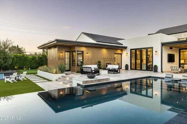 $9,955,000 | 5715 East Monterosa Street, Phoenix, AZ 85018