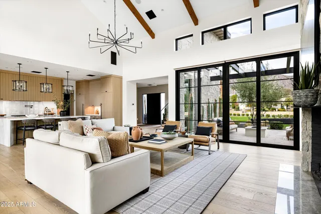 $9,995,000 | 5715 East Monterosa Street, Phoenix, AZ 85018