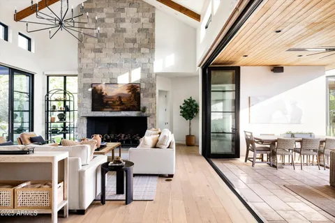 $9,995,000 | 5715 East Monterosa Street, Phoenix, AZ 85018