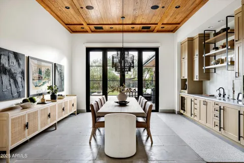 $9,995,000 | 5715 East Monterosa Street, Phoenix, AZ 85018