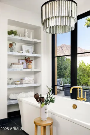 $9,955,000 | 5715 East Monterosa Street, Phoenix, AZ 85018