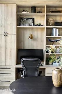 $9,995,000 | 5715 East Monterosa Street, Phoenix, AZ 85018