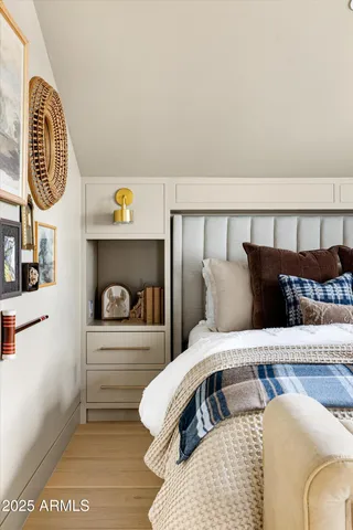 $9,995,000 | 5715 East Monterosa Street, Phoenix, AZ 85018