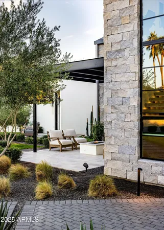 $9,955,000 | 5715 East Monterosa Street, Phoenix, AZ 85018