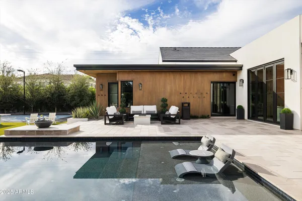 $9,955,000 | 5715 East Monterosa Street, Phoenix, AZ 85018